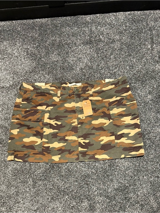 Dresses & Skirts - Camo Mini Skirt - Green Camouflage